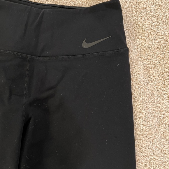 Nike Straight Leg Leggings